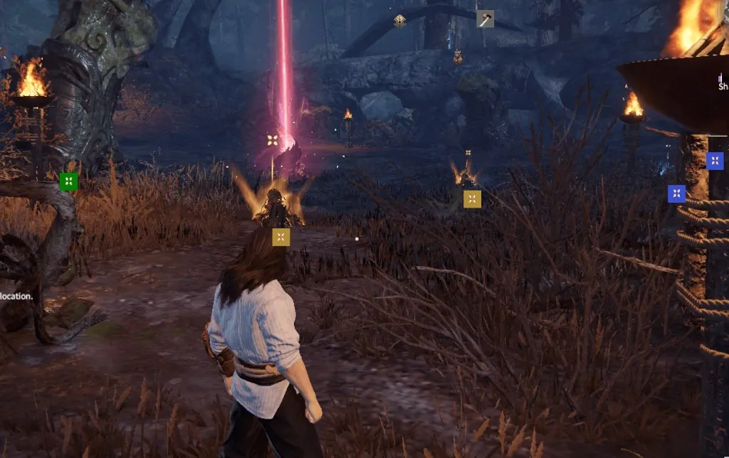 NARAKA BLADEPOINT gameplay showing colored ESP markers over the arena at night
